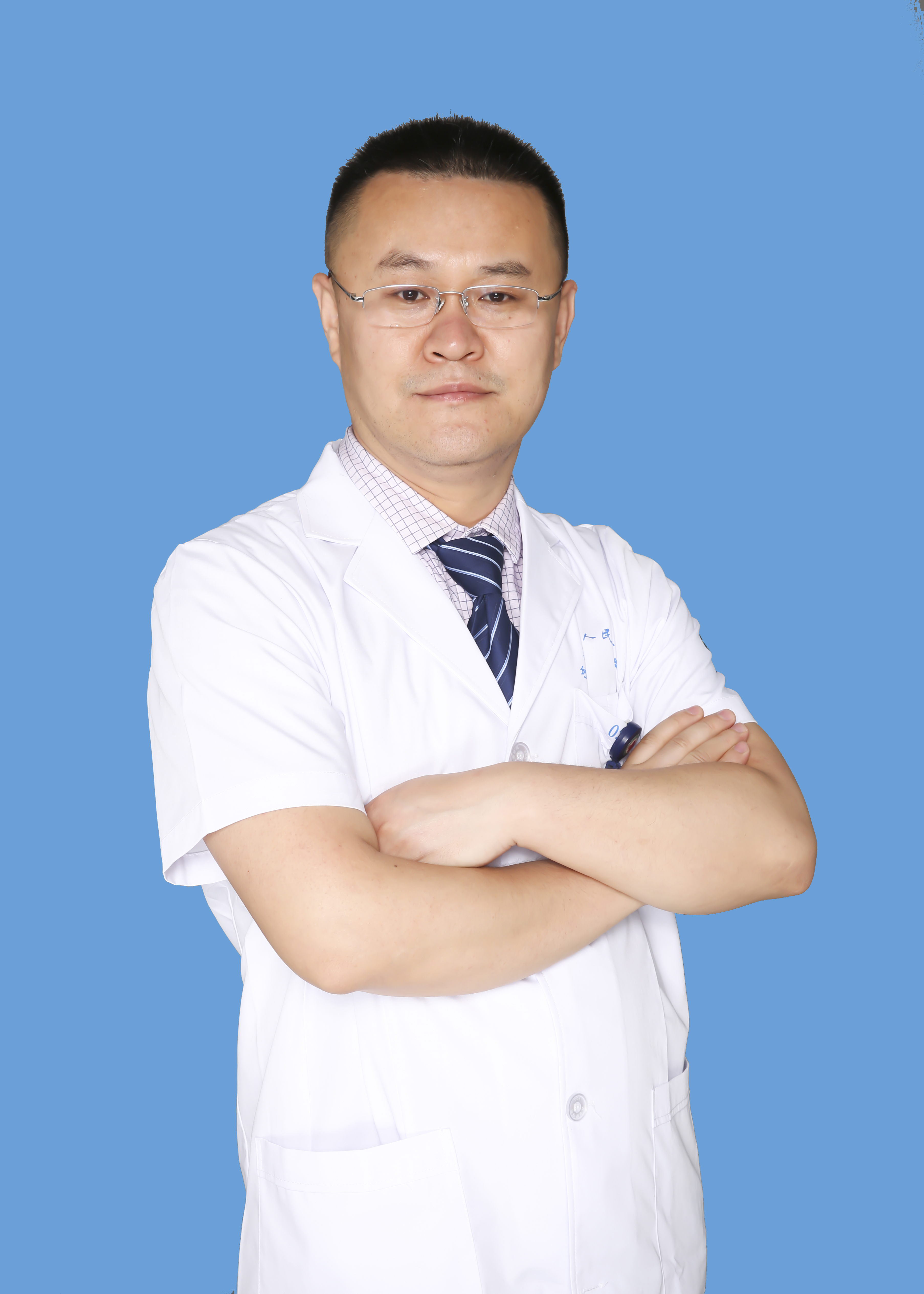 周龙安