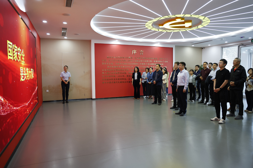 滨州市人民医院第一、第二、第三、第十一党支部联合开展主题党日活动